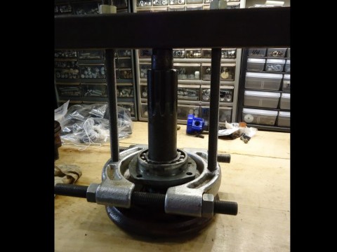 axel bearing removal.jpg
