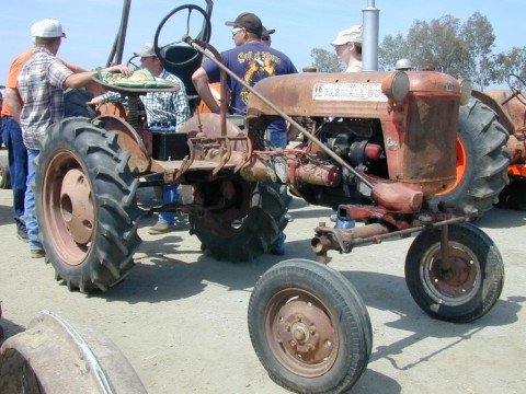 tractors (13).JPG