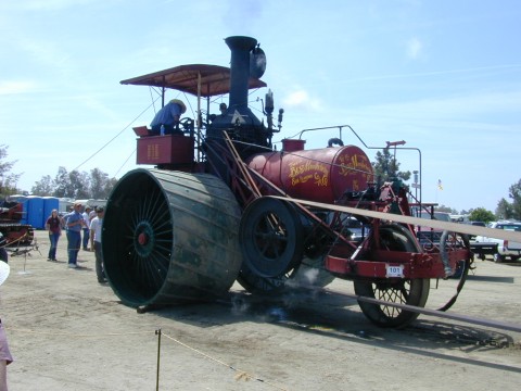 tractors (20).JPG