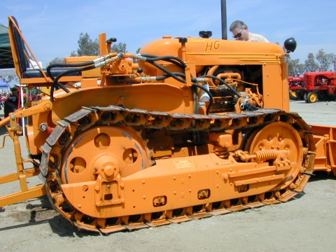 tractors (28).JPG