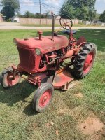Farmall Cub.jpg