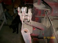 Hydraulic link rod pin removed (1424 x 1066).jpg